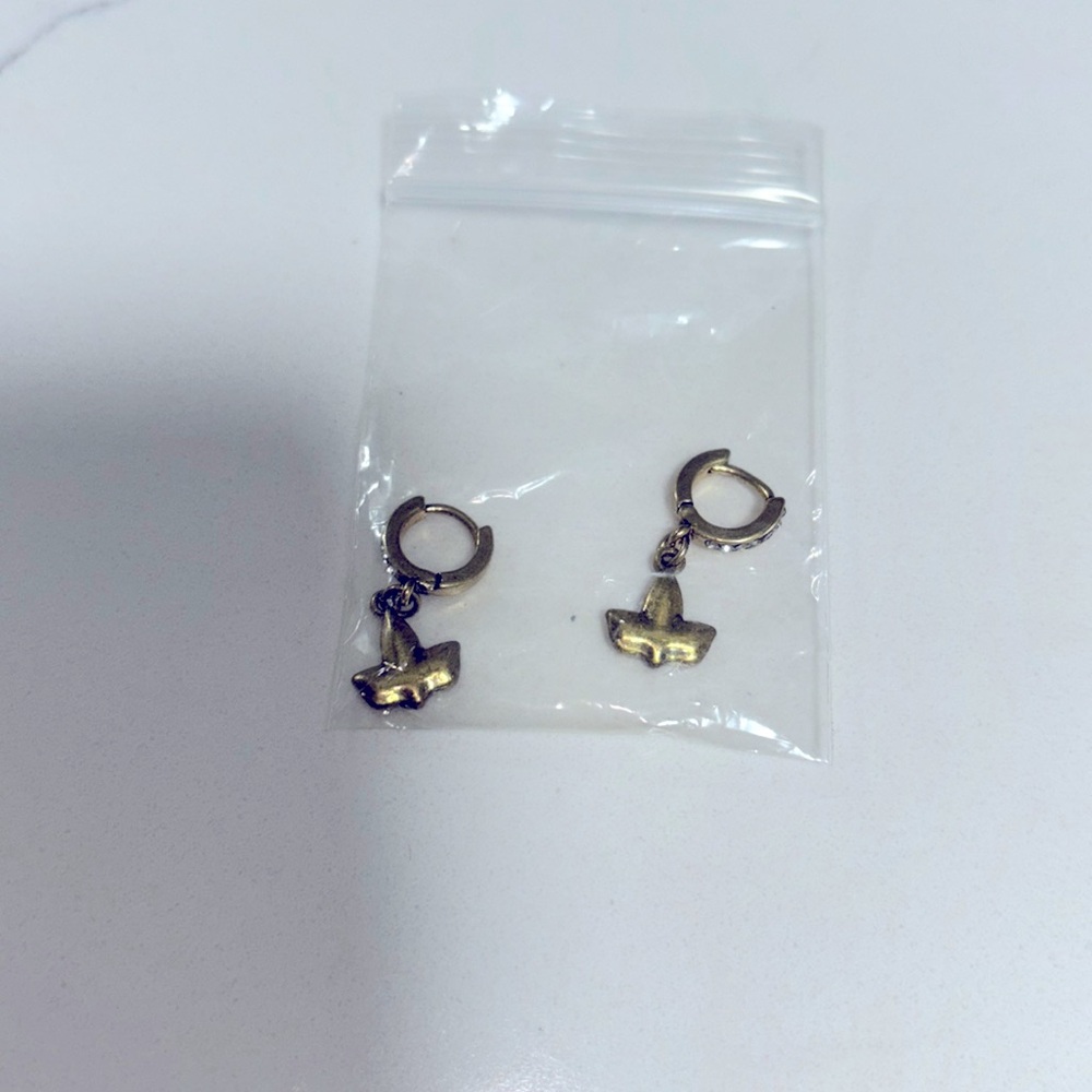 💚💕 AKA IvyBox Earrings 💚💕